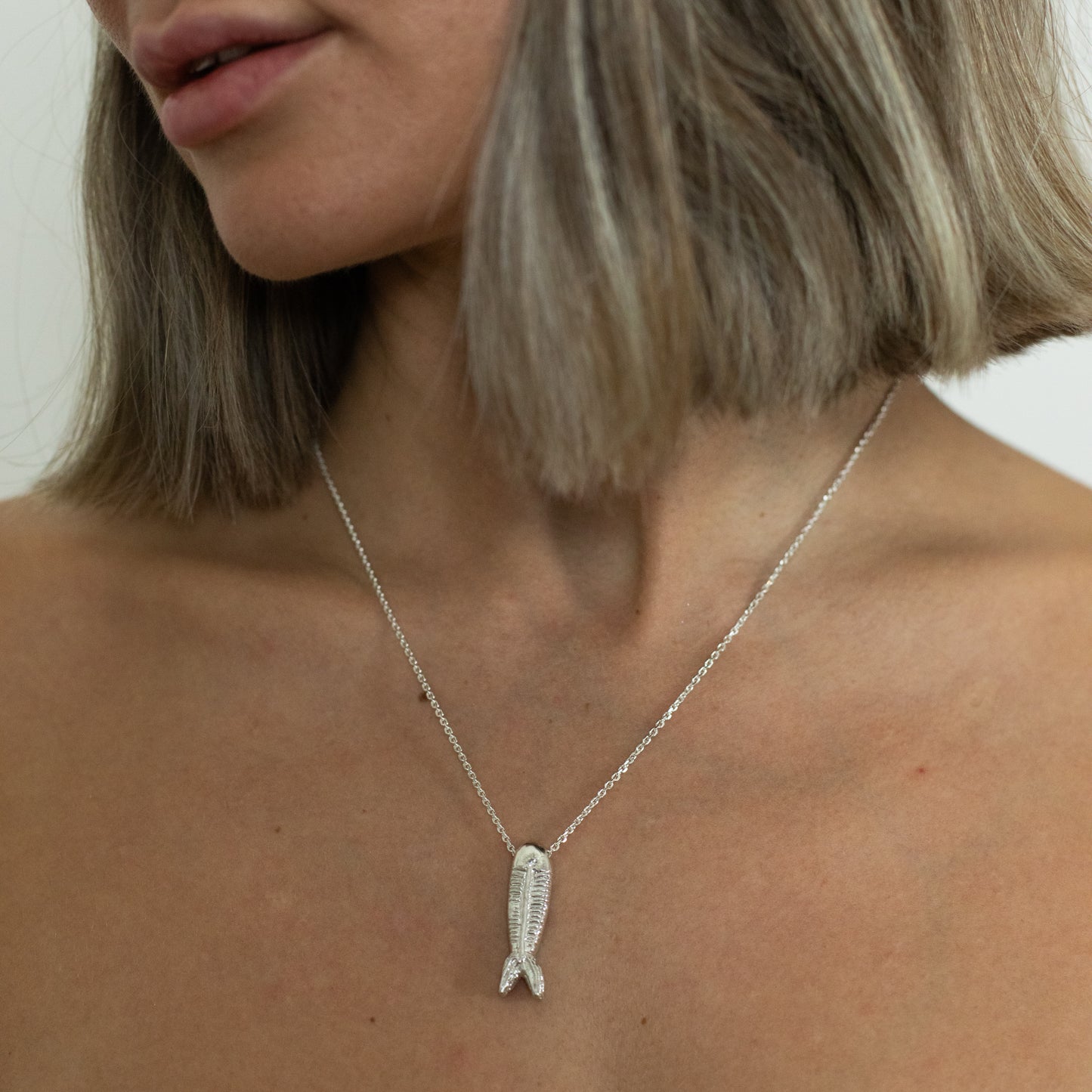 Sapphire Fishbone Pendant